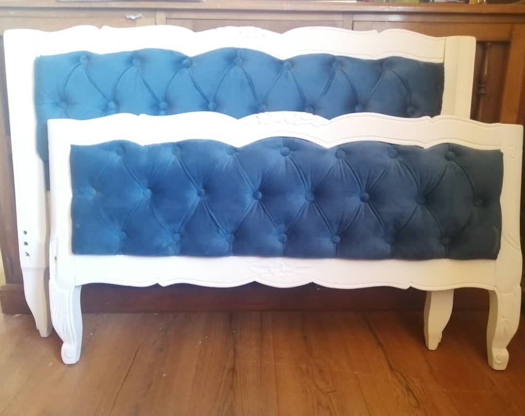 Mesa con diseño de mosaico único - Carlota Vera